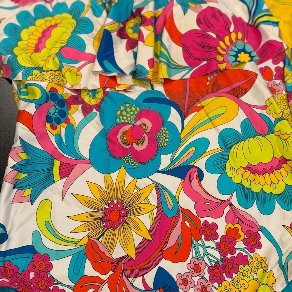 Gorgeous Colorful Trina Turk Fontaine Bandeau Ruffle One-Piece Size 14 NWT - Picture 7 of 16